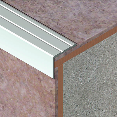 Profil treapta cu caneluri, 20x25 mm, 2,7 m, argintiu lucios