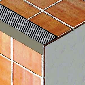 Profil treapta cu rizuri, 22,5x38 mm, 2,7 m, bronz satinat