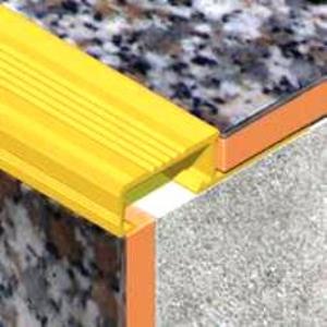 Profil treapta cu rizuri, 10x26 mm, 0,9 m, auriu satinat