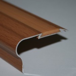 Profil treapta cu insertie PVC, 29x52,7 mm, 2,7 m, fag